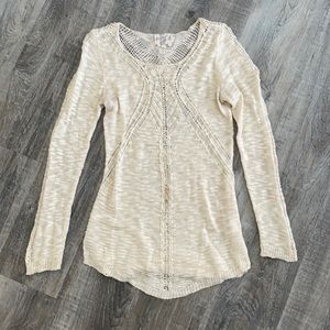 Cream sweater with lace accent